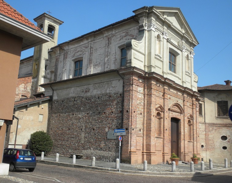 La chiesa dei Santi Cosma e Damoano a Turbigo, fotografata il 30 luglio 2017