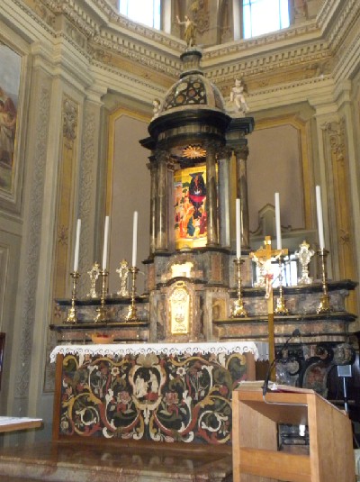 L'altare con l'Icona del Cantico dei Cantici