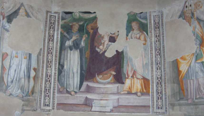 Gli affreschi delta cappella di san Pietro Martire dopo il restauro (foto dell'autore di questo sito)