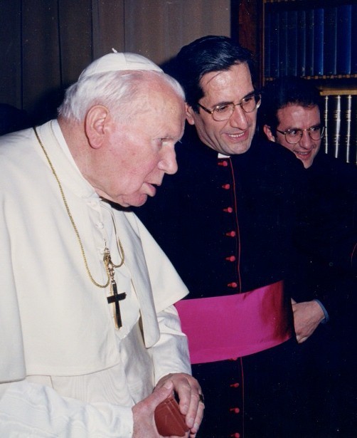 Mario Spezzibottiani in udienza privata da Papa Wojtyla il 6 aprile 2000