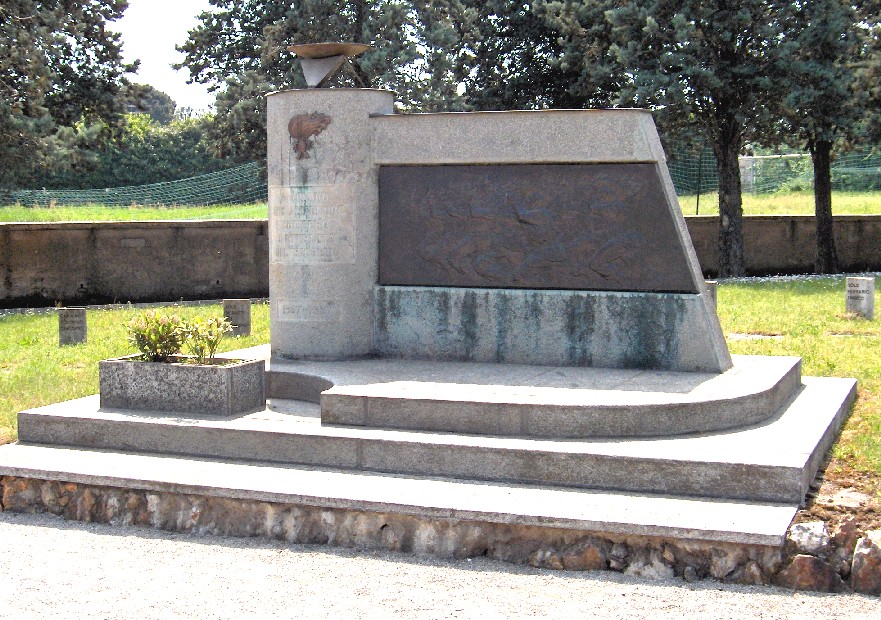 Il Monumento al Bersagliere inaugurato nel 1987 presso il Parco delle Rimembranze
