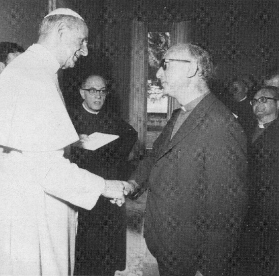 In udienza da Paolo VI nel 1973, con don Antonio Bosisio, in occasione del 25° di ordinazione sacerdotale