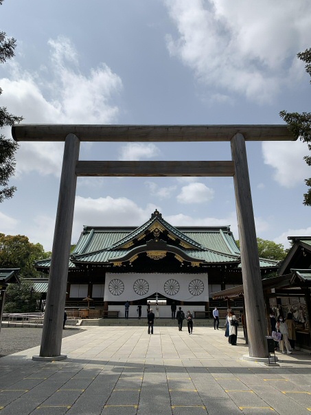 Il santuario shintoista di Yasukuni a Tokyo, foto di Perch No?