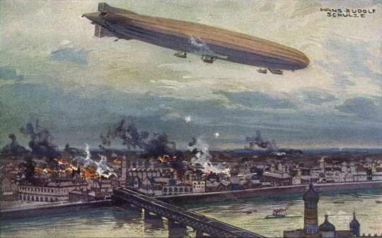 Uno zeppelin tedesco impegnato in un bombardamento
