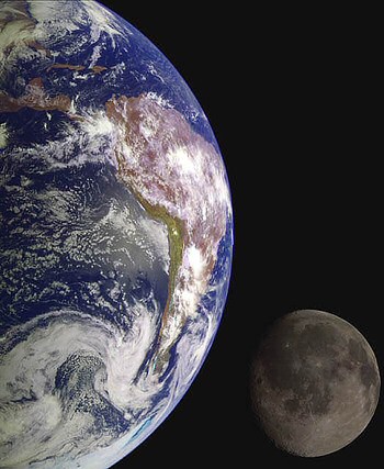 La Terra e la Luna