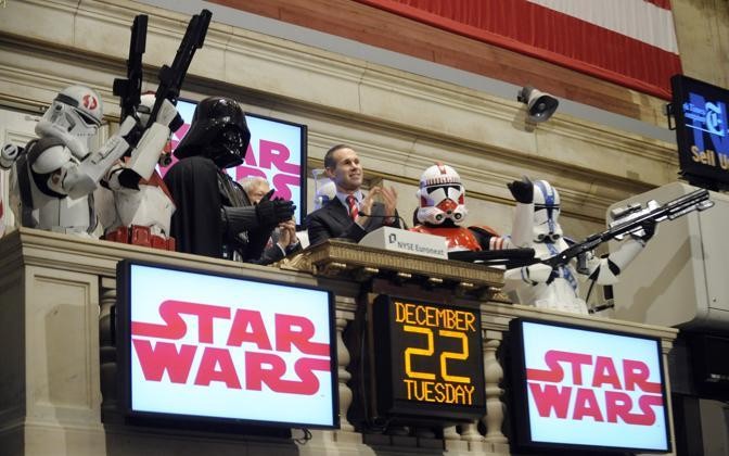 Il 22 dicembre 2009 Darth Vader "occupa" la Borsa di Wall Street: un modo per celebrare il successo della saga