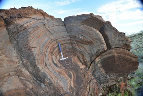 Una roccia vecchia di 2,7 miliardi di anni del cratone australiano di Pilbara (Cortesia Roger Buick, University of Washington)