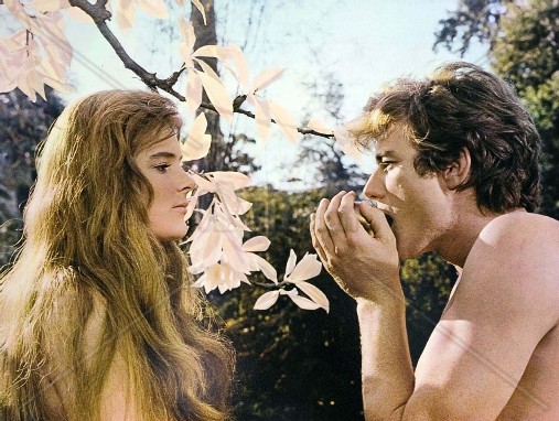 Michael Parks e Ulla Bergryd interpretano Adamo ed Eva nel kolossal di John Houston "La Bibbia" (1966)