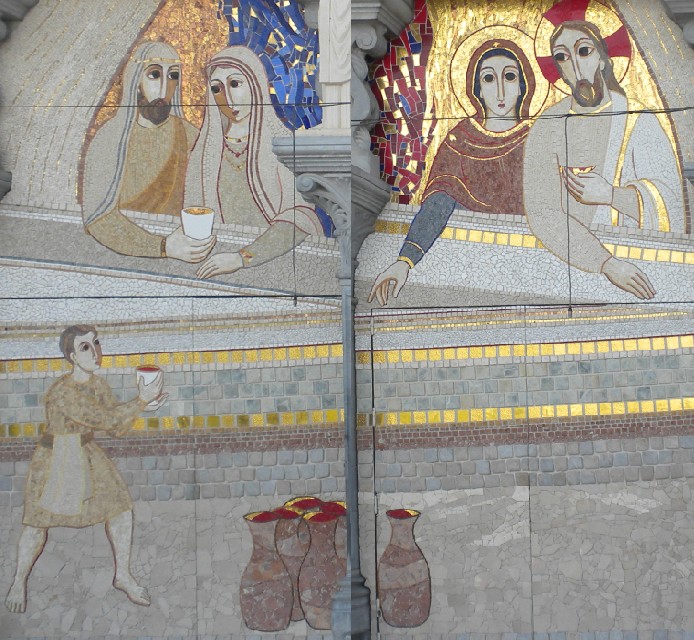 Marko Ivan Rupnik, "Le nozze di Cana", mosaico del Santuario di Lourdes (foto dell'autore di questo sito)