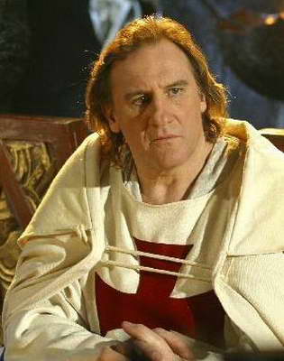 Jacques de Molay interpretato da Gérard Depardieu