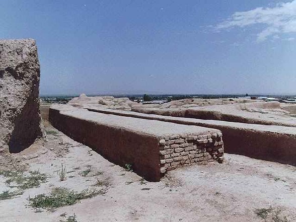 Le mura dell'antica Ecbatana, oggi Hamadan