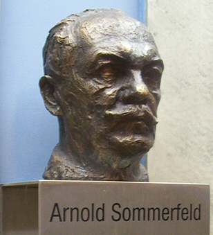 Arnold Sommerfeld (Königsberg, 5 dicembre 1868 – Monaco di Baviera, 26 aprile 1951)