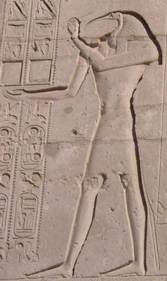 Thot, antico re di Kobol raffigurato sulle pareti della sua tomba con la testa di ibis