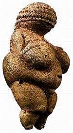 Statuetta definita "Venere preistorica" e risalente alla cultura paleoeuropea fiorita sulle coste del Mare Russo