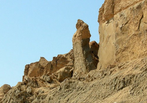Una formazione rocciosa presso il Mar Morto nota come "la Moglie di Lot"