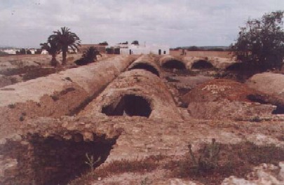 Vista attuale delle rovine delle mura di Cartagine