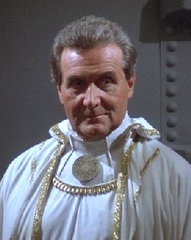 Il satanico Conte Iblis (Patrick Macnee)