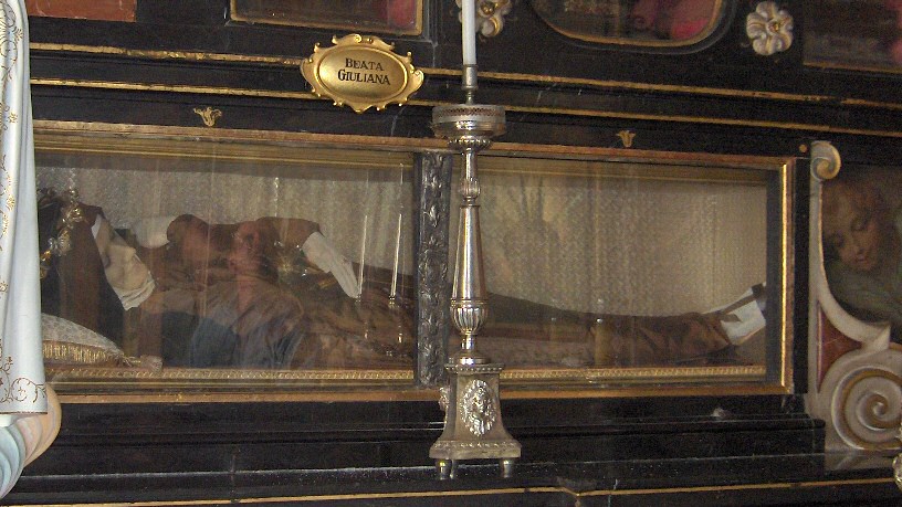 Tomba di Santa Giuliana Puricelli da Lonate Pozzolo al Sacro Monte di Varese
